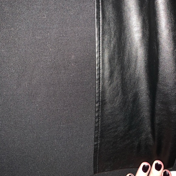 Too big - Picture 2 of 4